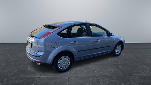 Ford Focus 4 of 8