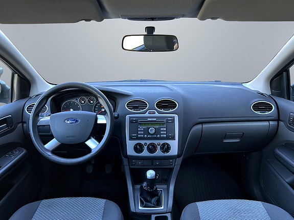 Ford Focus 7 of 8