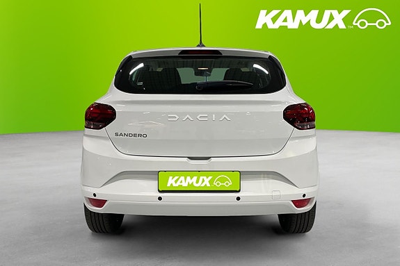 Dacia Sandero 5 of 5
