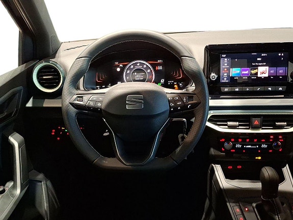 Seat Arona 11 of 23