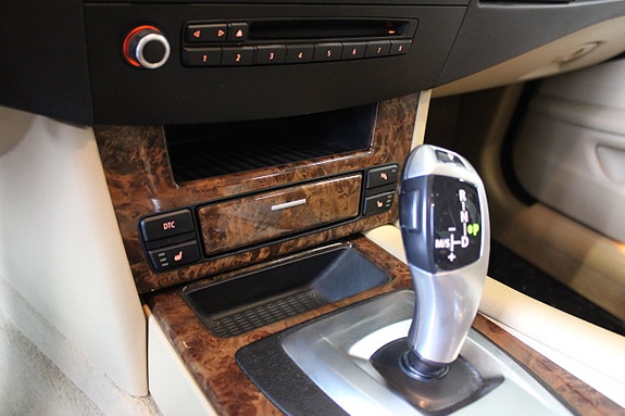BMW 520d 11 of 16