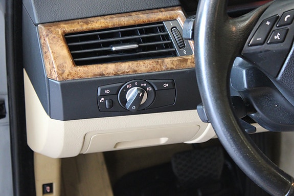 BMW 520d 9 of 16