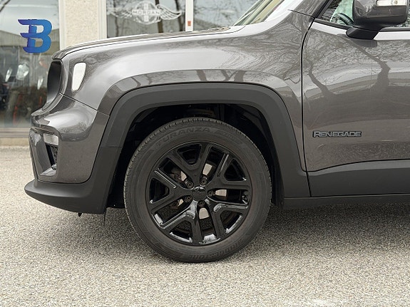 Jeep Renegade 4 of 5