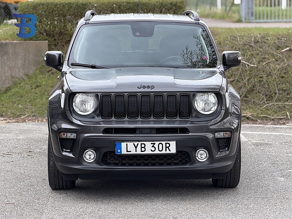 Jeep Renegade 2 of 5