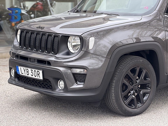 Jeep Renegade 3 of 5