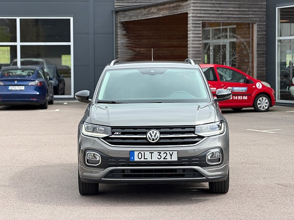 Volkswagen T-Cross 3 of 5
