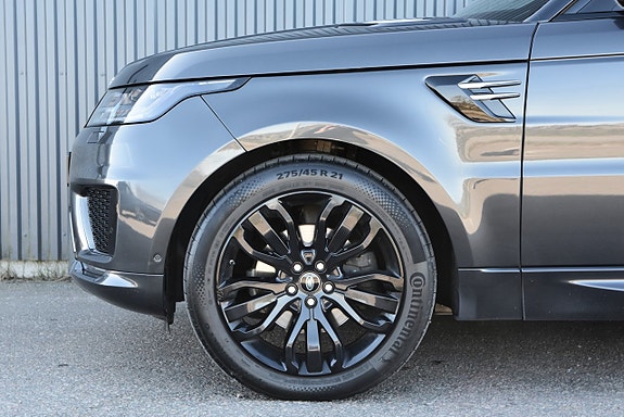 Land Rover Range Rover Sport 5 of 5