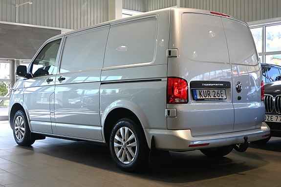 Volkswagen Transporter 3 of 5