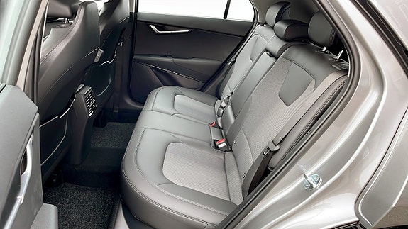 Kia Niro 9 of 12