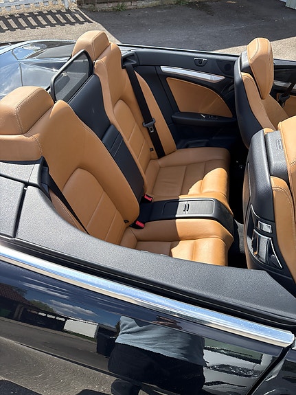 Mercedes-Benz E250 8 of 8