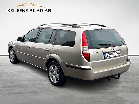Ford Mondeo 9 of 17