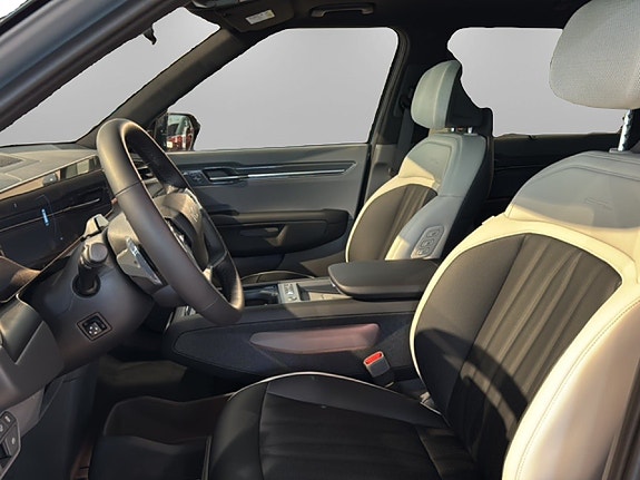 Kia EV9 8 of 19