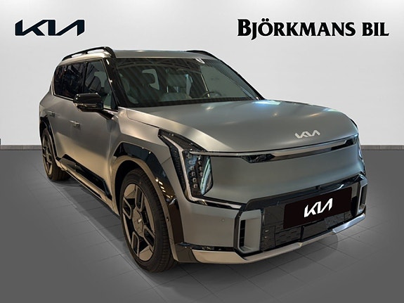 Kia EV9 3 of 19