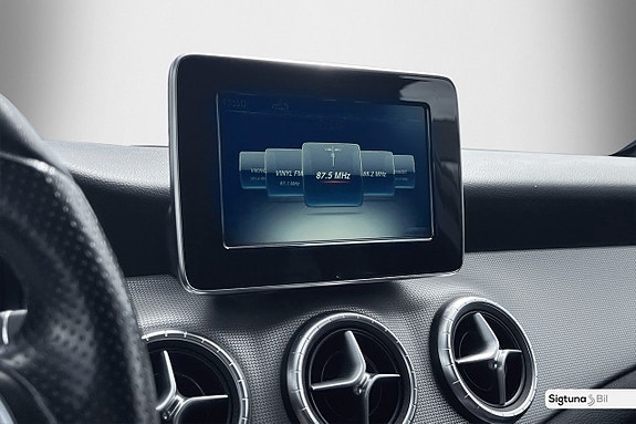 Mercedes-Benz CLA200 d 22 of 26