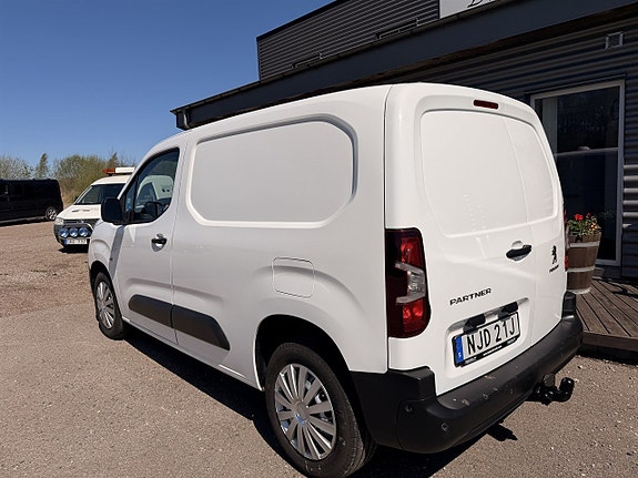 Peugeot Partner 3 of 5