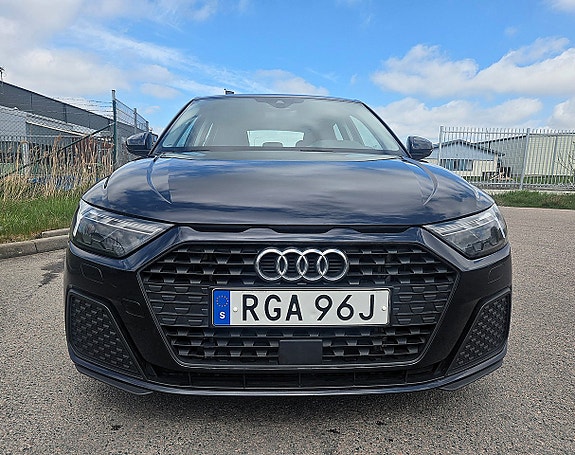 Audi A1 4 of 22
