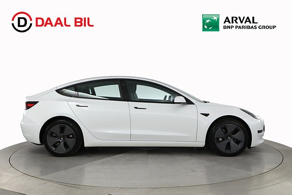 Tesla Model 3 6 of 26