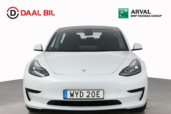 Tesla Model 3 3 of 26