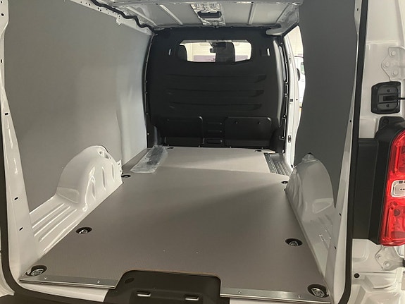 Peugeot Expert 5 of 5