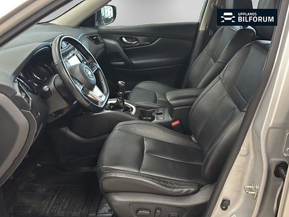 Nissan X-Trail 8 of 20