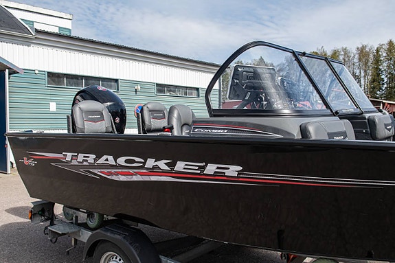 Tracker ProGuide V175 Combo Mercury F150 Pro XS 5 of 12