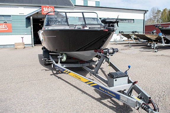 Tracker ProGuide V175 Combo Mercury F150 Pro XS 3 of 12