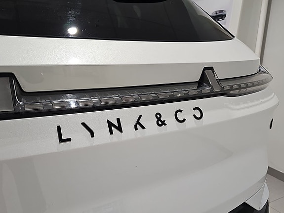 Lynk & Co 08 15 of 23