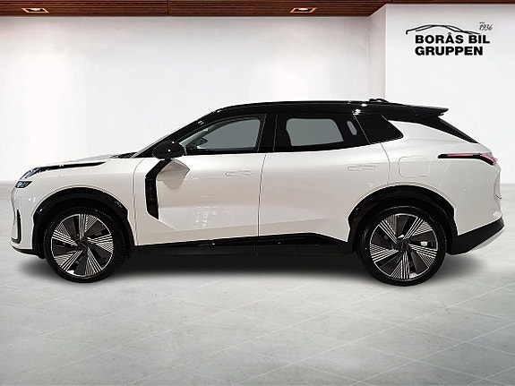 Lynk & Co 08 3 of 5