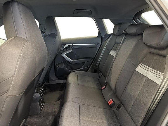 Audi A3 9 of 12
