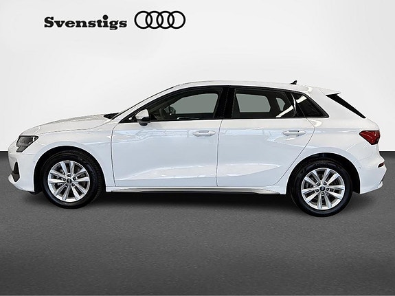 Audi A3 4 of 12