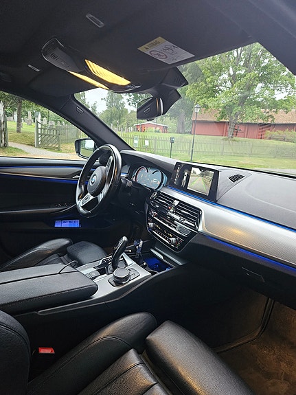 BMW 530d 8 of 12