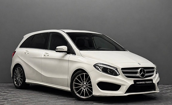 Mercedes-Benz B200 3 of 5
