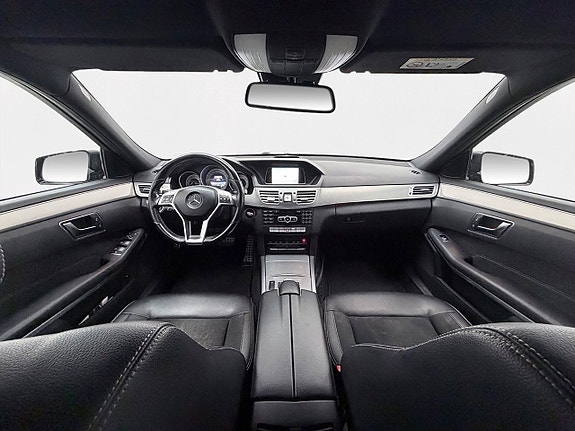 Mercedes-Benz E250 16 of 30