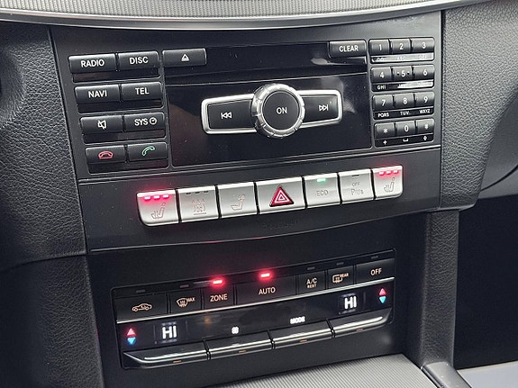 Mercedes-Benz E250 27 of 30