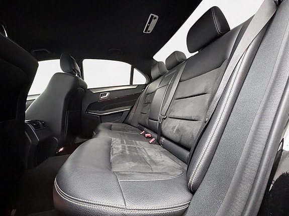 Mercedes-Benz E250 15 of 30