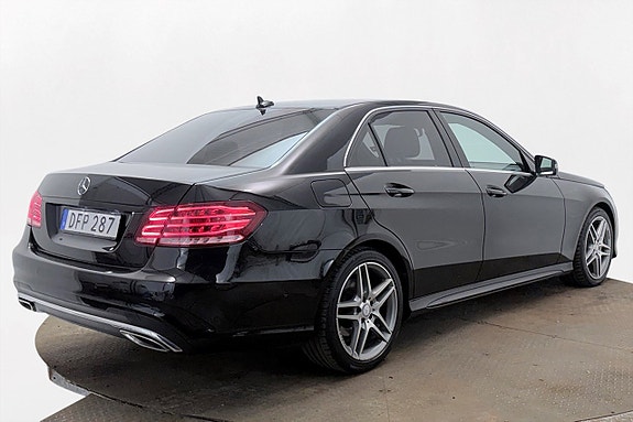 Mercedes-Benz E250 6 of 30