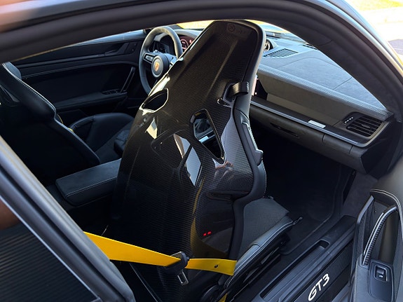 Porsche 911 13 of 25