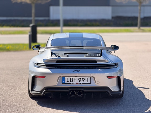 Porsche 911 6 of 25