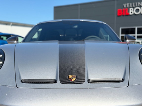 Porsche 911 8 of 25