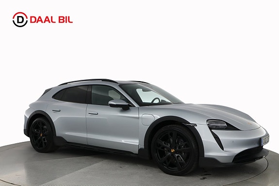 Porsche Taycan 4 of 5