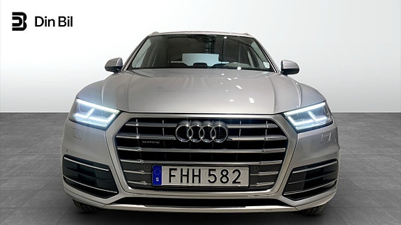 Audi Q5 4 of 5