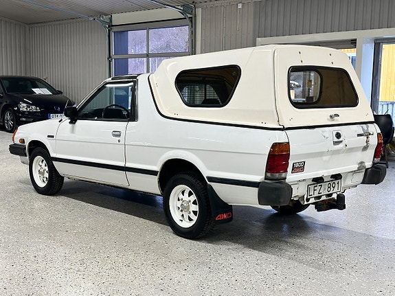 Subaru 1800 5 of 5