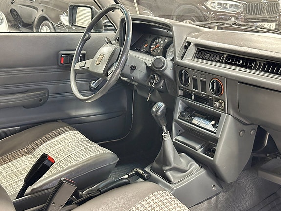 Subaru 1800 29 of 30
