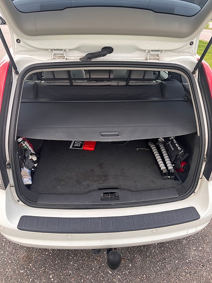 Volvo V50 8 of 11