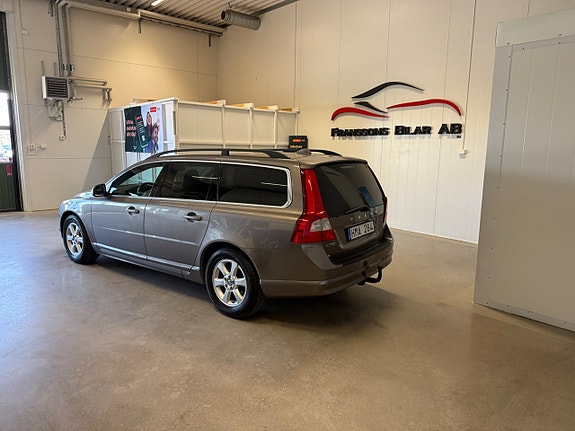 Volvo V70 5 of 5