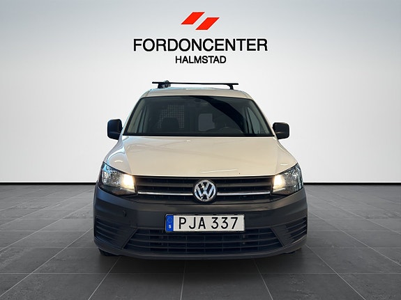 Volkswagen Caddy Maxi 2 of 5