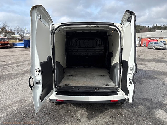 Fiat Doblo 9 of 29