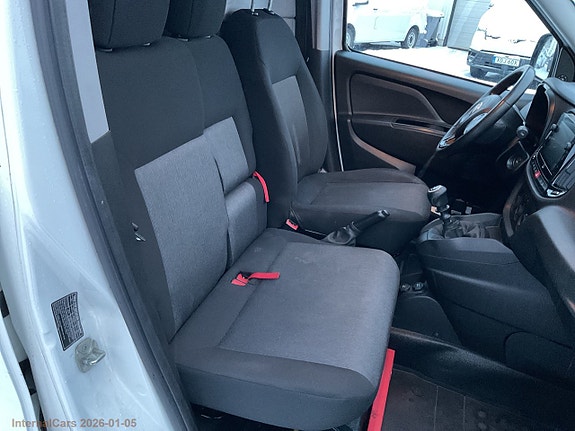 Fiat Doblo 17 of 29