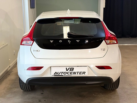 Volvo V40 5 of 24