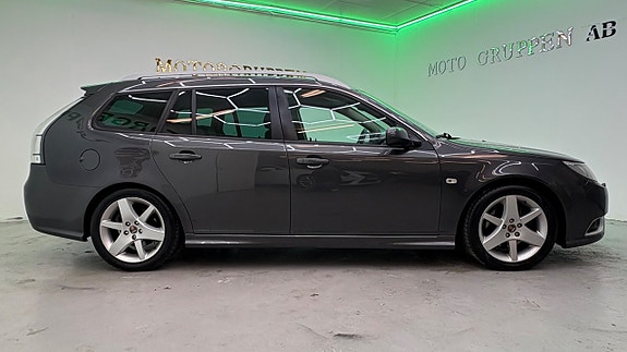 Saab 9-3 4 of 5